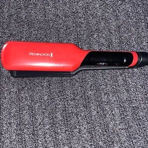 Remington straighner/good condition